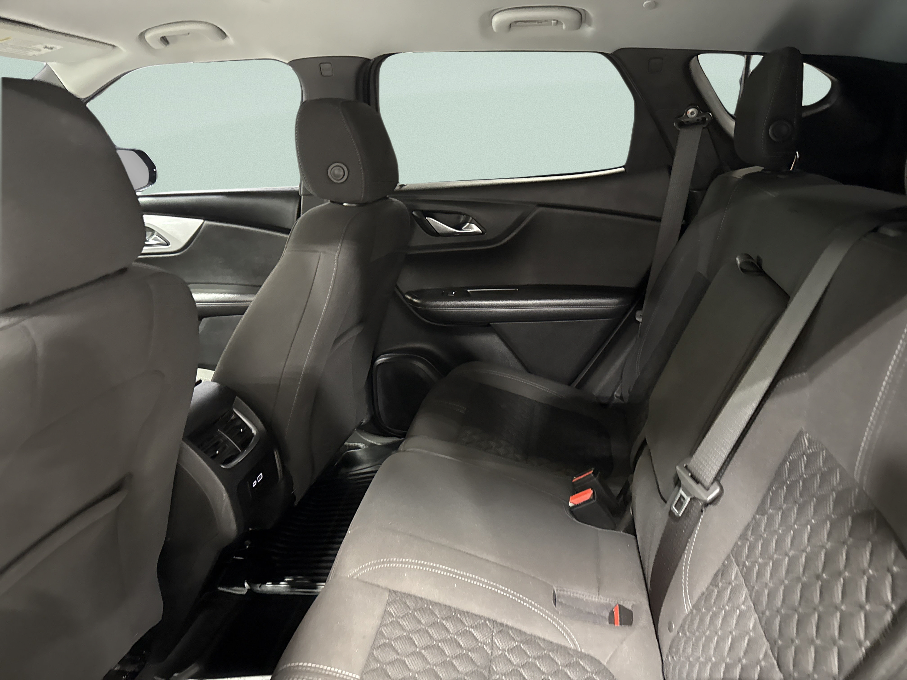 Used 2021 Chevrolet Blazer LT FWD image 27
