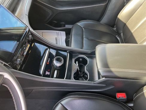 Used 2024 Jeep Grand Cherokee Limited image 28