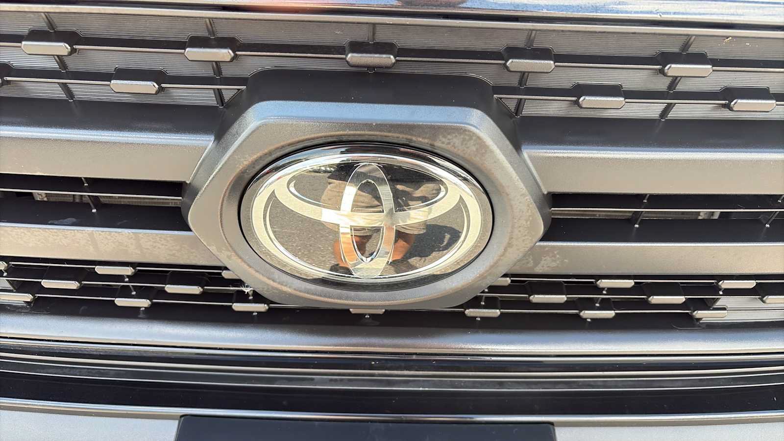 Used 2024 Toyota RAV4 Adventure AWD/4WD image 26