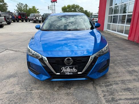 Used 2021 Nissan Sentra SV FWD image 3