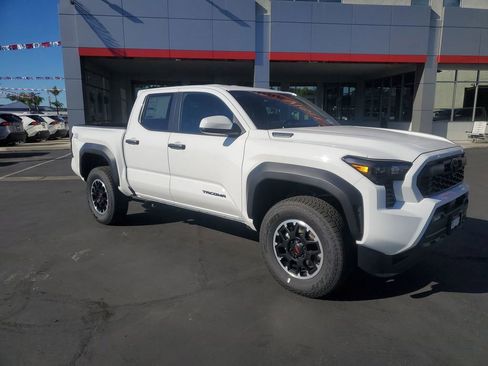 New 2025 Toyota Tacoma TRD Off-Road image 11