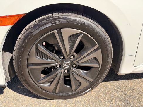 Used 2019 Honda Civic EX image 19