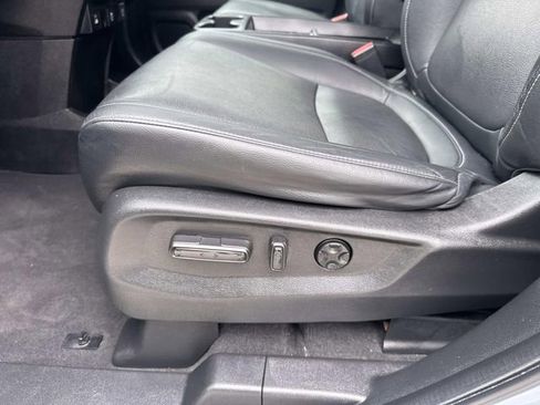 Used 2024 Honda Odyssey Touring image 17