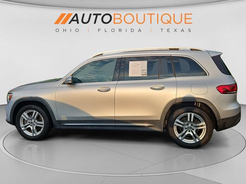 Used 2020 Mercedes-Benz GLB 250 4MATIC w/ Premium Package image 2