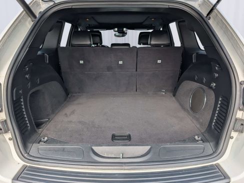 Used 2020 Jeep Grand Cherokee Limited X image 11