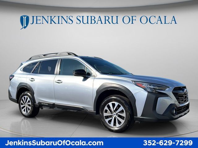 Used 2025 Subaru Outback Premium AWD/4WD image 1