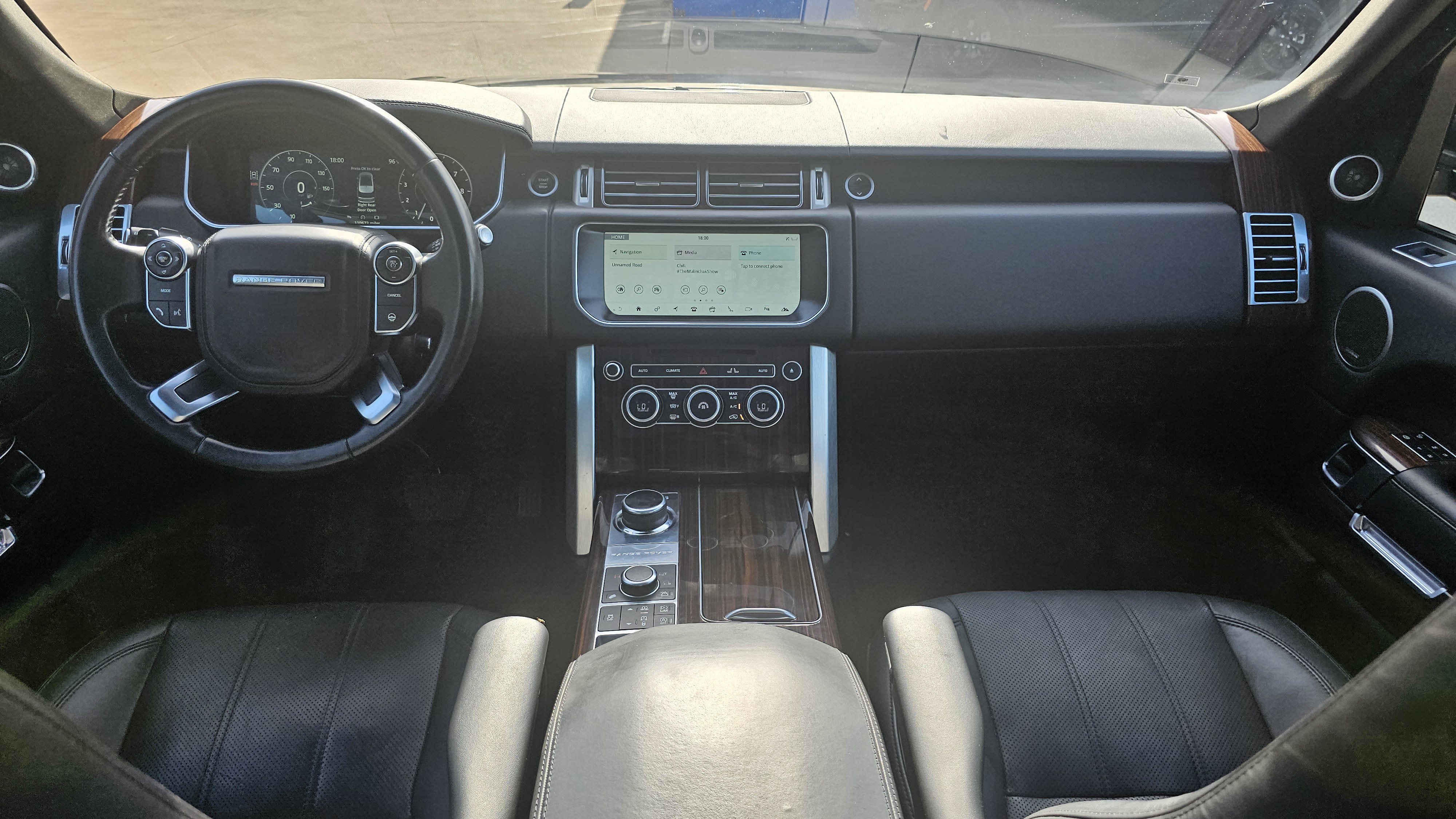 Used 2017 Land Rover Range Rover HSE AWD/4WD image 34