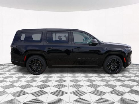 New 2026 Jeep Grand Wagoneer Summit AWD/4WD image 13