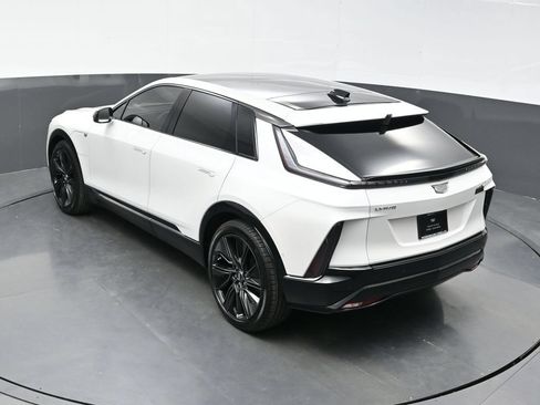 Certified 2024 Cadillac Lyriq Sport AWD/4WD image 35