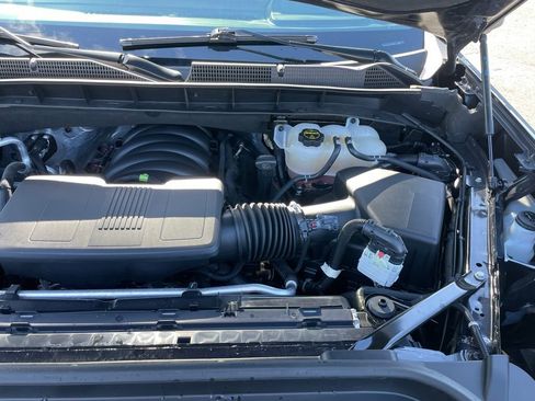 Used 2025 GMC Sierra 1500 SLT image 40