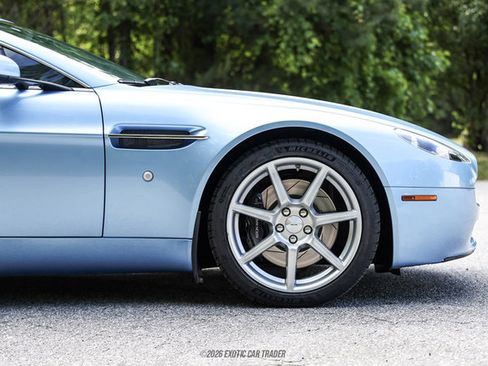 Used 2007 Aston Martin V8 Vantage Roadster RWD image 55