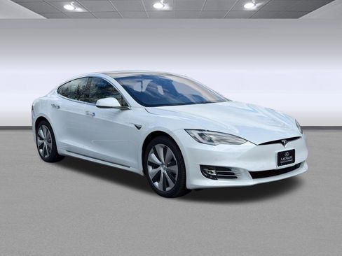 Used 2021 Tesla Model S Long Range image 6