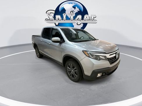 Used 2019 Honda Ridgeline Sport image 2