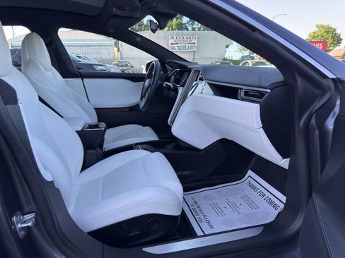 Used 2017 Tesla Model S 75 RWD image 13