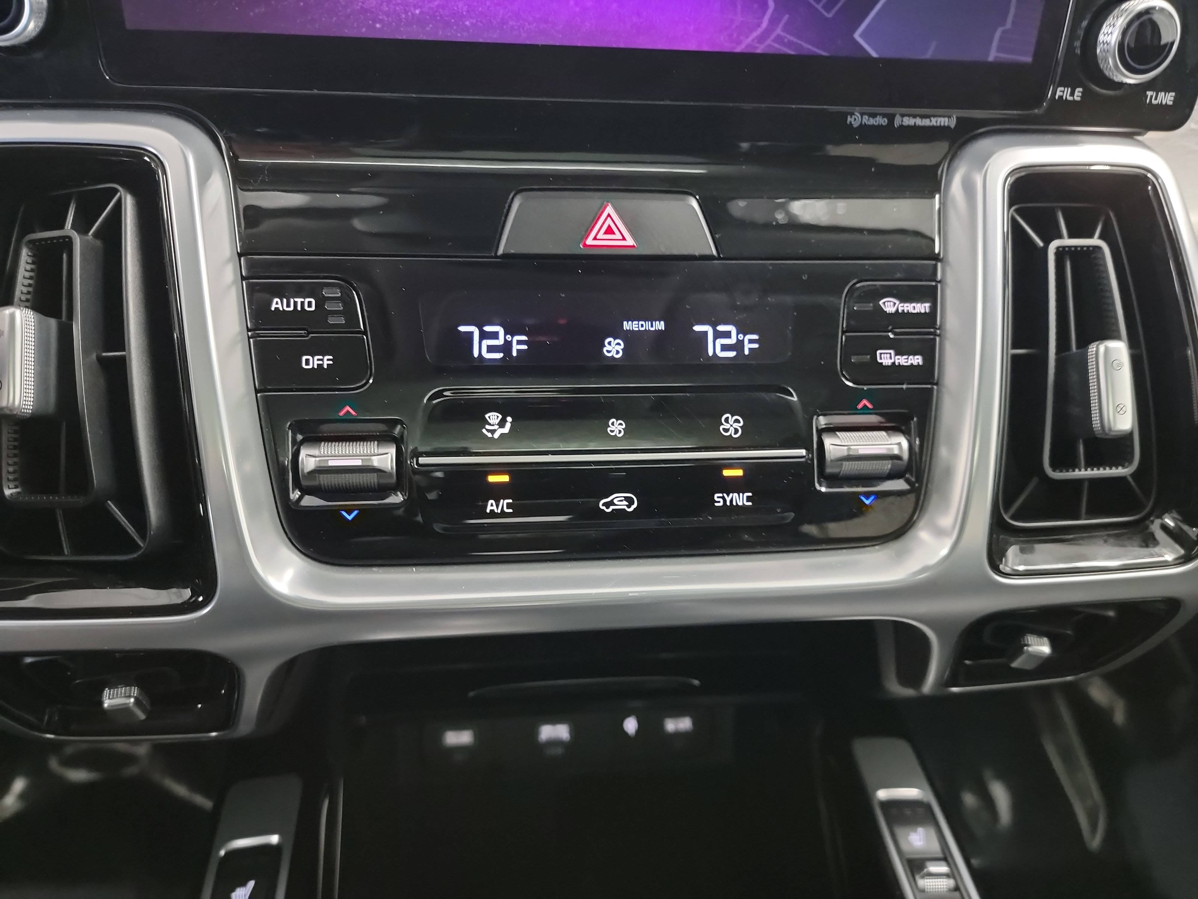 Used 2022 Kia Sorento SX FWD image 21