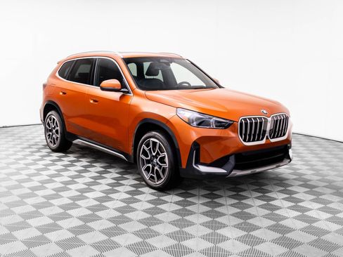 Certified 2025 BMW X1 xDrive28i AWD/4WD image 8
