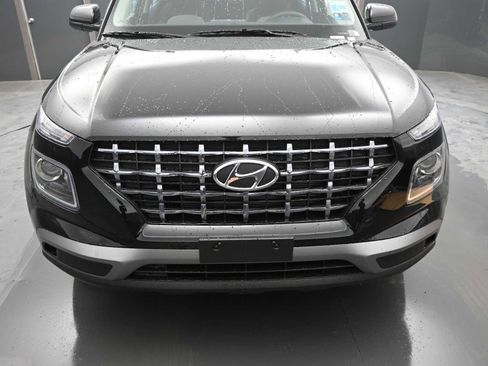 New 2026 Hyundai Venue SEL FWD image 4