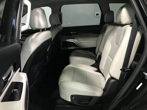 Used 2020 Kia Telluride S AWD/4WD image 18