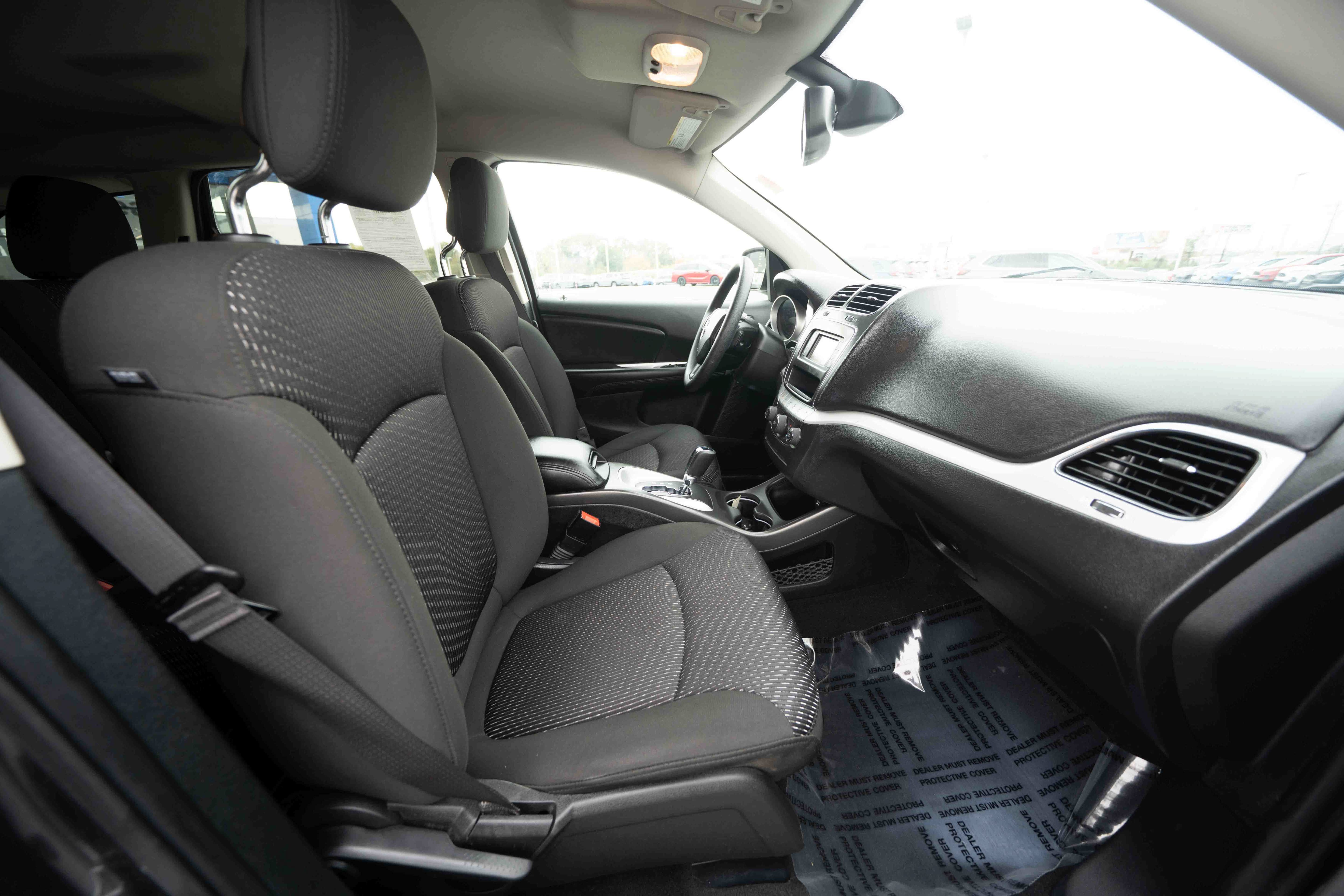 Used 2019 Dodge Journey SE FWD image 26