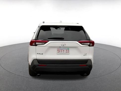 Used 2025 Toyota RAV4 LE image 12