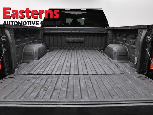 Used 2023 GMC Sierra 1500 Elevation AWD/4WD image 9