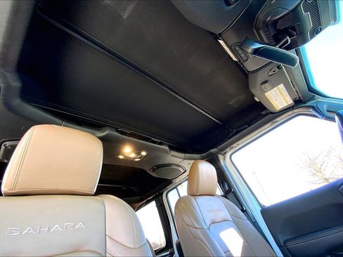 Certified 2021 Jeep Wrangler Unlimited Sahara w/ Dual Top Group image 12