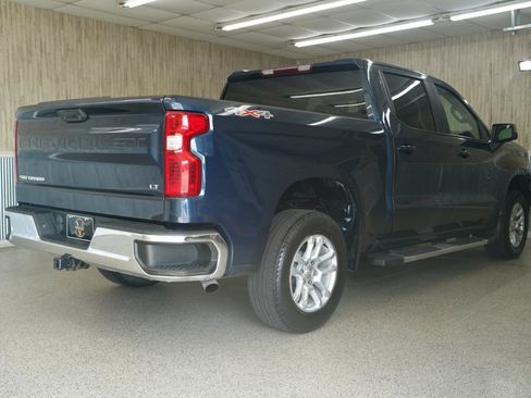 Used 2022 Chevrolet Silverado 1500 LT AWD/4WD image 10