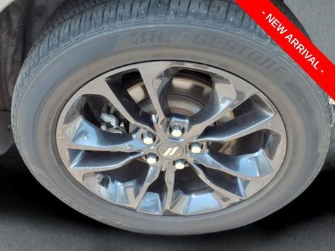 Used 2024 Dodge Durango R/T AWD/4WD image 12