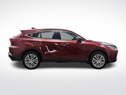 Used 2023 Toyota Venza Limited AWD/4WD image 6