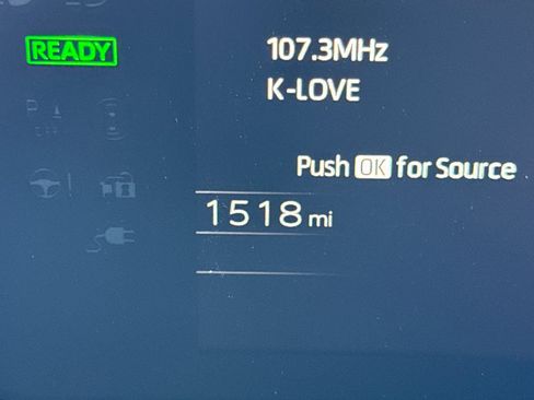 Certified 2025 Toyota bZ4X AWD w/ Weather Package image 31