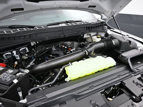 New 2025 Ford F150 Platinum w/ Equipment Group 702A High image 13