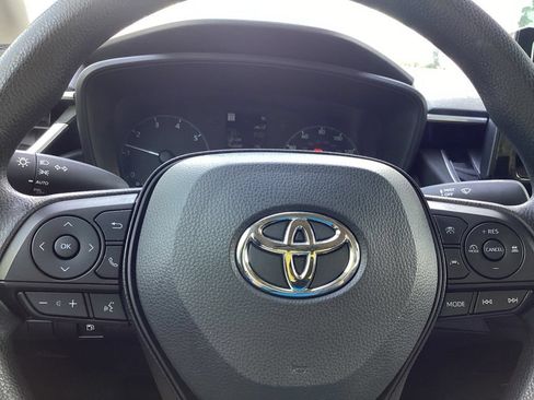 Certified 2025 Toyota Corolla LE w/ LE Premium Package AWD/4WD image 21