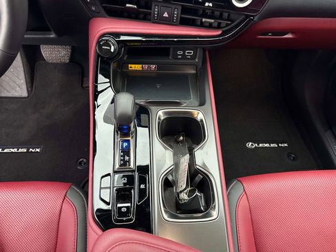 Used 2025 Lexus NX 300h AWD w/ Luxury Package image 25