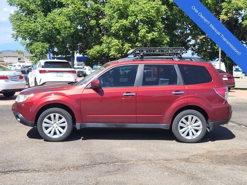 Used 2011 Subaru Forester 2.5X Premium AWD/4WD image 8