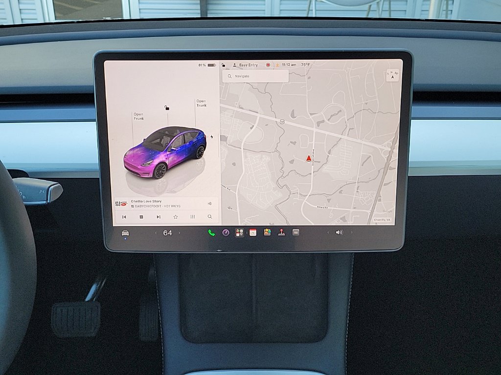 Used 2024 Tesla Model Y Long Range AWD/4WD image 23