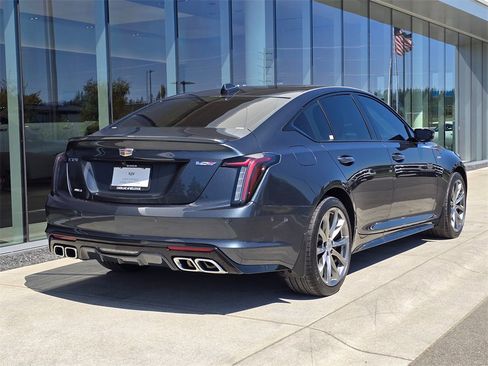Used 2020 Cadillac CT5 V w/ Platinum Package image 5