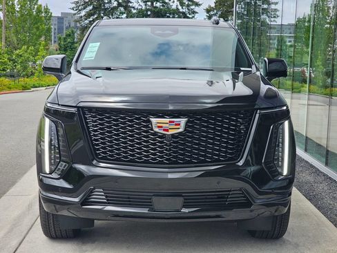 New 2026 Cadillac Escalade ESV Sport w/ Touring Package AWD/4WD image 8