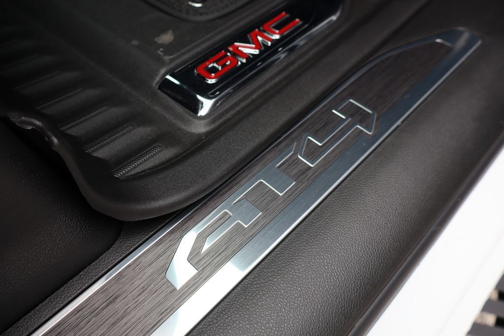 Certified 2026 GMC Sierra 1500 AT4 w/ AT4 Premium Package AWD/4WD image 56