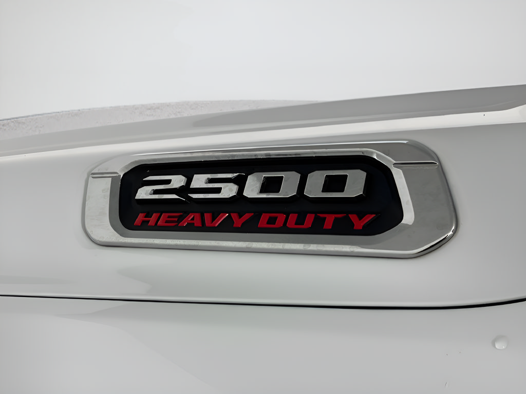 Used 2025 RAM 2500 Laramie AWD/4WD image 28