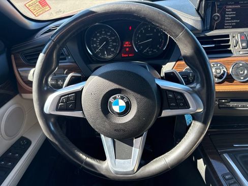 Used 2015 BMW Z4 sDrive28i RWD image 16