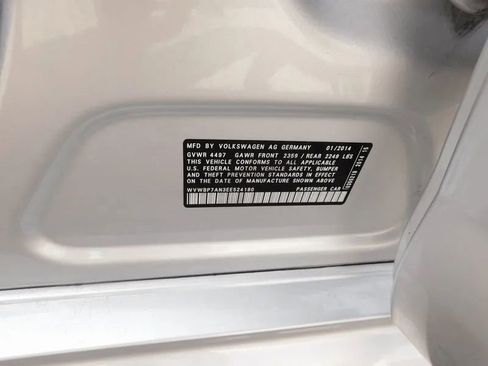 Used 2014 Volkswagen CC R-Line image 37