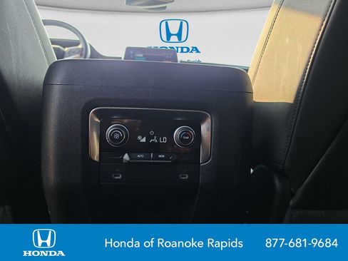 Used 2024 Chevrolet Tahoe LT RWD image 26