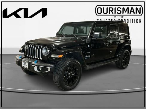 Used 2023 Jeep Wrangler Unlimited Sahara w/ Cold Weather Group image 2