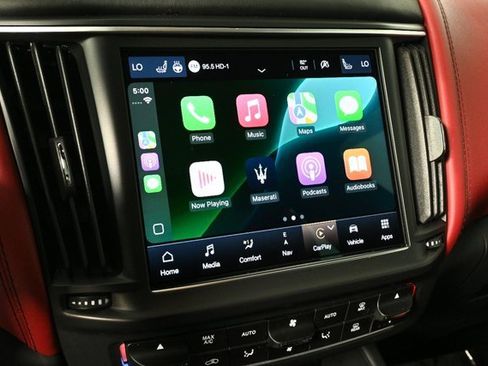 Used 2023 Maserati Levante Modena image 3