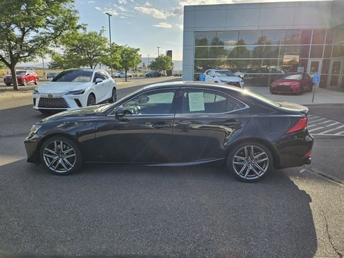 Used 2017 Lexus IS 300 AWD w/ Premium Package image 9