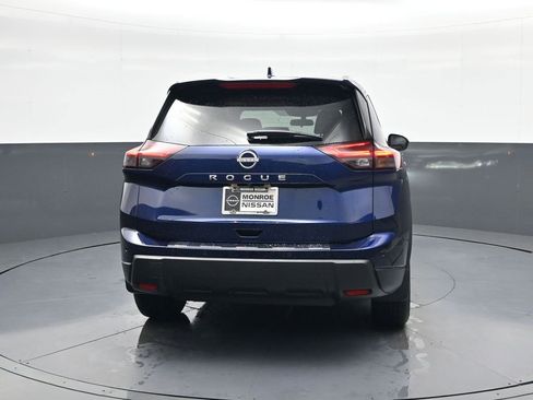 New 2026 Nissan Rogue SV w/ Cold Weather Package image 6