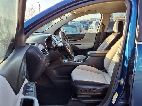 Used 2020 Chevrolet Equinox LT image 12