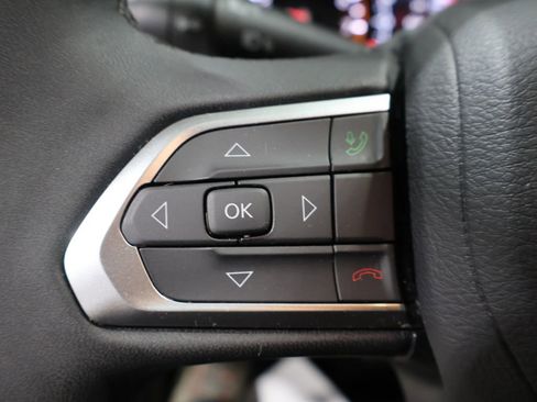 Used 2024 Jeep Compass Limited image 34