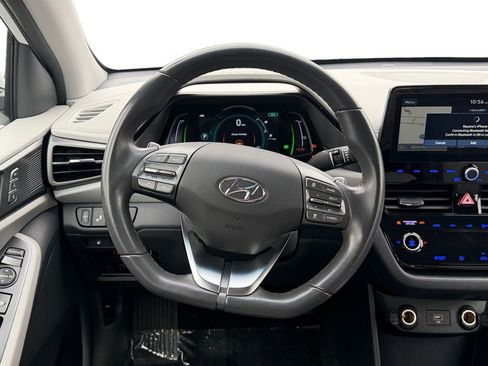 Used 2020 Hyundai Ioniq Limited image 12