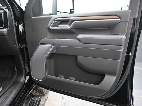 Used 2026 GMC Sierra 2500 Denali w/ Denali Reserve Package AWD/4WD image 21